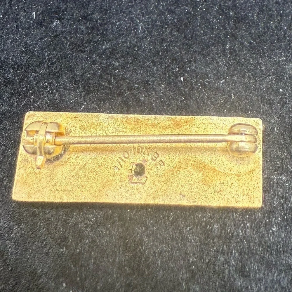 VTG JC Penney Golden Rule Ruler Pin 10K Gold Fill Employee Award Green Stone